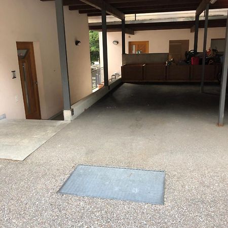 Gemuetliche Ferienwohnung Mit Garten Б'яска Екстер'єр фото
