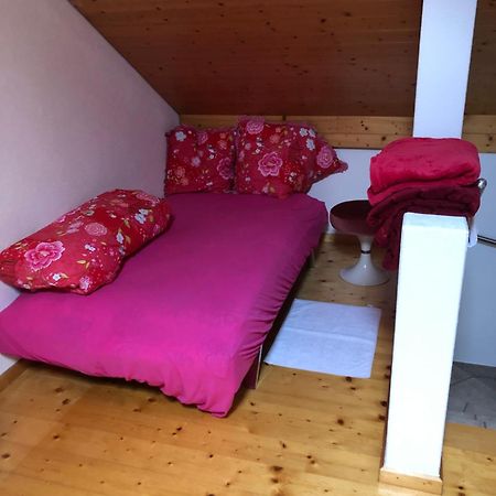 Gemuetliche Ferienwohnung Mit Garten Б'яска Екстер'єр фото