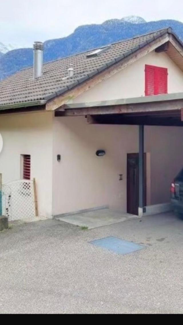 Gemuetliche Ferienwohnung Mit Garten Б'яска Екстер'єр фото